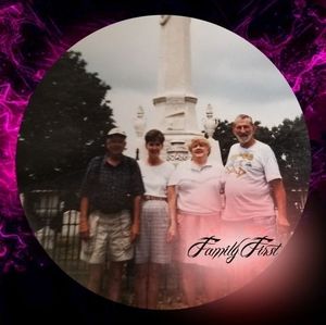 Meet your Posher, Kendra